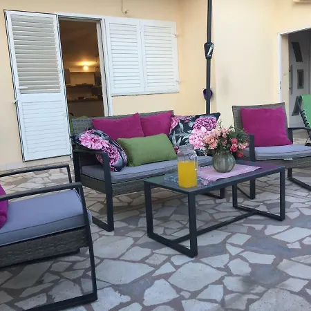 Apartman Diana Apartment